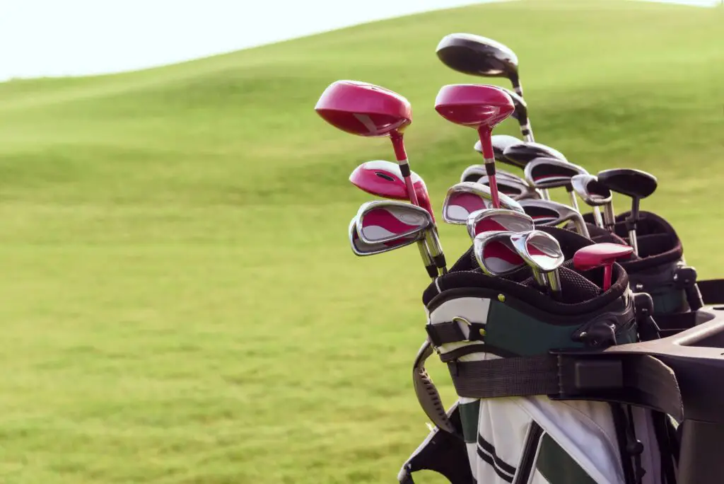 what golf clubs do the pros use