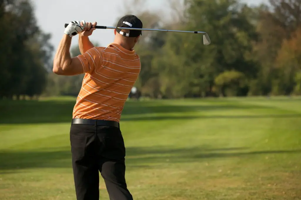 what muscles does golf work