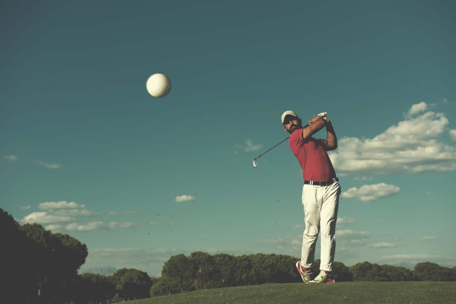 Tracking the Swing: How Do Golf Cameras Follow The Ball? - Champ Golf