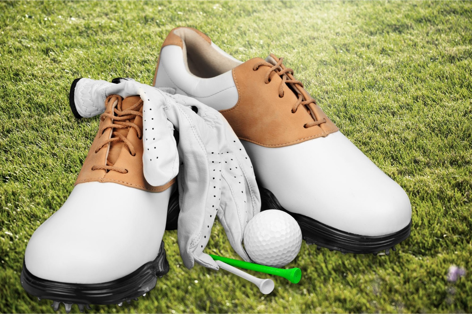 How To Stop Wet Golf Shoes Smelling