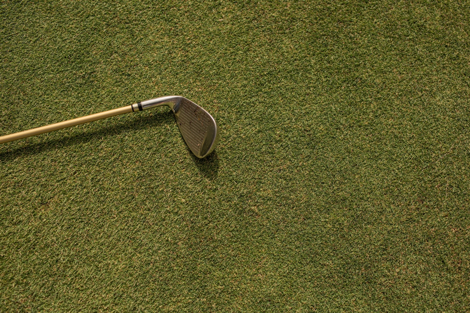 up-close-and-personal-what-is-an-approach-wedge-golf-club-champ-golf