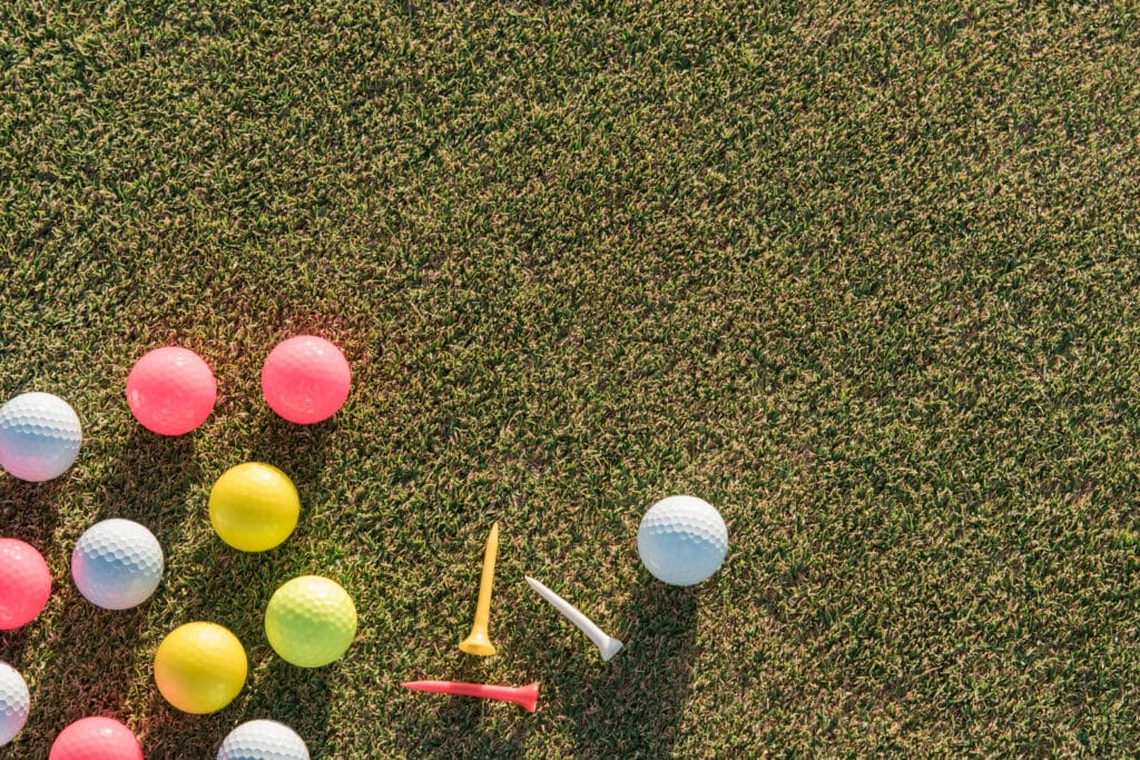 which colour golf ball is easiest to see