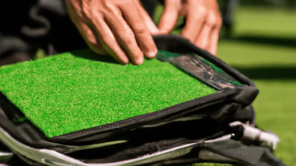 how to attach spurk golf mat to bag