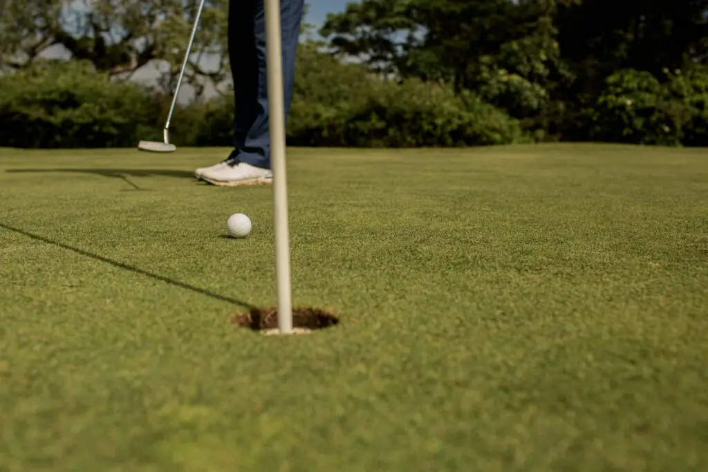 a ball is close on the hole